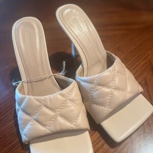 Cream Quilted Women's Mules